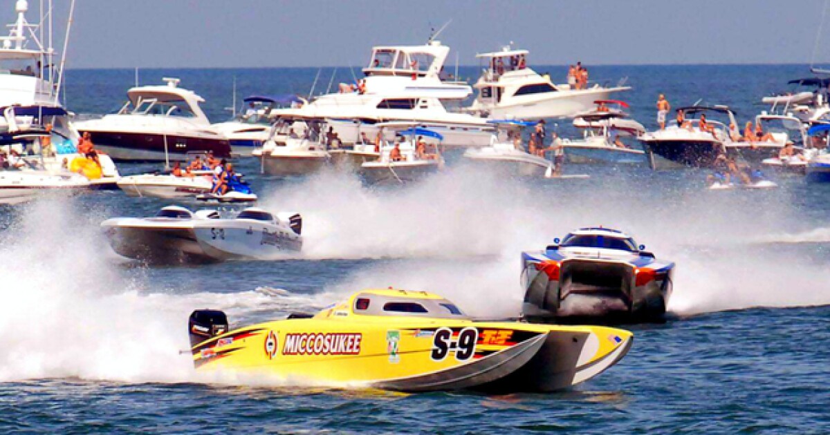 Red tide won't impact Clearwater Super Boat Race